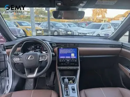 Photo 7 Lexus Lbx  4WD