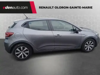 Photo 15 Renault Clio  E-Tech full hybrid 145