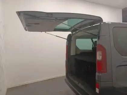 Photo 12 Renault Trafic  L2 dCi 150 Energy S&S EDC