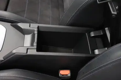 Photo 13 BMW Serie 1 120 170 ch DKG7