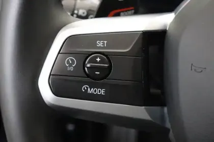 Photo 10 BMW Serie 1 120 170 ch DKG7