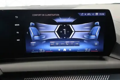 Photo 15 BMW Serie 1 120 170 ch DKG7