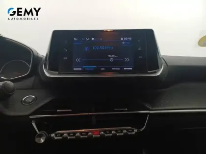 Photo 70 Peugeot 208  BlueHDi 100 S&S BVM6