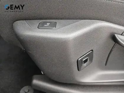 Photo 20 Peugeot 3008  Hybrid 136 e-DCS6