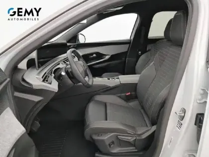 Photo 8 Peugeot 3008  Hybrid 136 e-DCS6