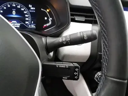 Photo 29 Renault Clio  Blue dCi 100 - 21N