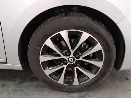 Photo 15 Renault Clio  Blue dCi 100 - 21N