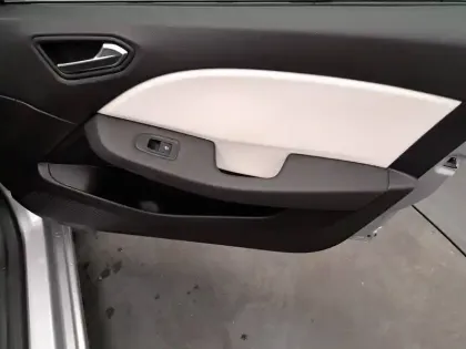 Photo 24 Renault Clio  Blue dCi 100 - 21N