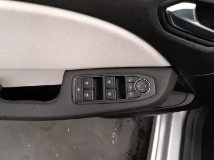 Photo 27 Renault Clio  Blue dCi 100 - 21N