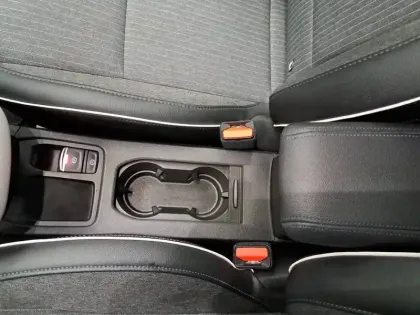 Photo 34 Renault Clio  Blue dCi 100 - 21N