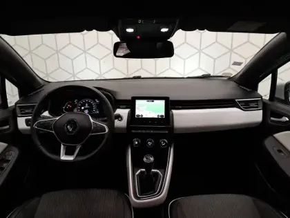 Photo 42 Renault Clio  Blue dCi 100 - 21N