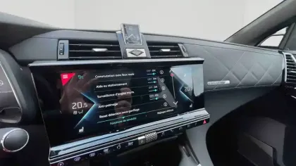 Photo 13 DS Ds 7 DS7 Crossback Hybride E-Tense 300 EAT8 4x4