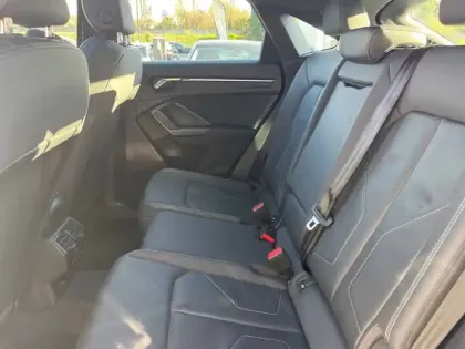 Photo 33 Audi Q3  Sportback 45 TFSIe  245 ch S tronic 6