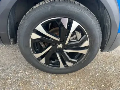 Photo 10 Peugeot 2008  Electrique 136 ch