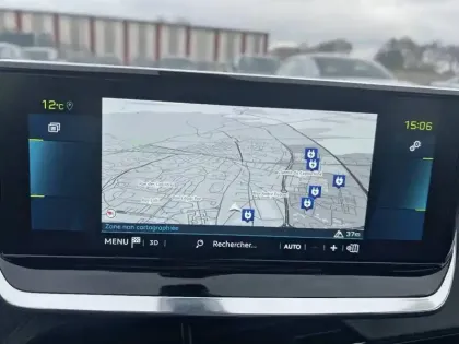 Photo 13 Peugeot 2008  Electrique 136 ch