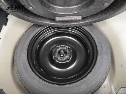 Photo 37 Peugeot 208  PureTech 100 S&S BVM6