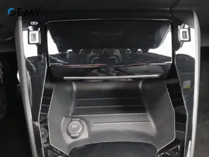 Photo 36 Peugeot 208  PureTech 100 S&S BVM6