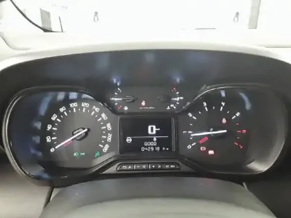 Photo 9 Citroën C3 Aircross  PureTech 130 S&S BVM6