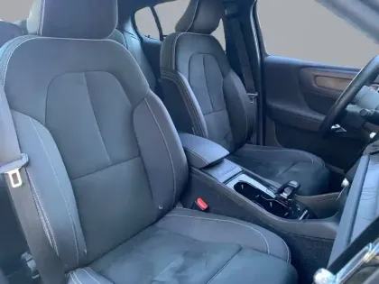 Photo 12 Volvo C40  Recharge 231 ch 1EDT