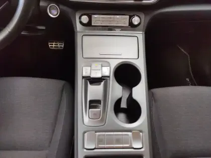 Photo 7 Hyundai Kona  Electrique 39 kWh - 136 ch