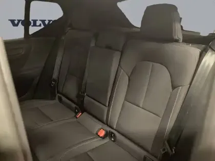 Photo 8 Volvo Xc40  Recharge 231 ch 1EDT