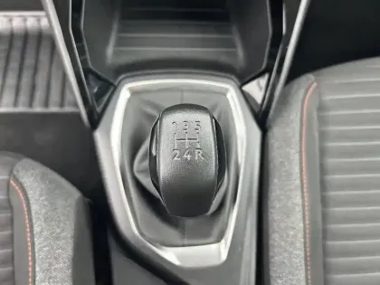 Photo 13 Peugeot 208  PureTech 75 S&S BVM5