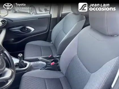 Photo 18 Toyota Yaris  120 VVT-i