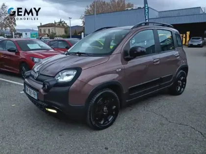 Photo 18 Fiat Panda Gén. III Ph1 NG City Cross 5