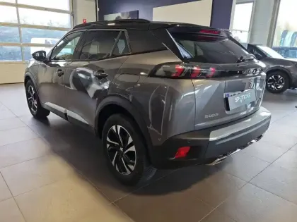 Photo 5 Peugeot 2008  PureTech 130 S&S EAT8