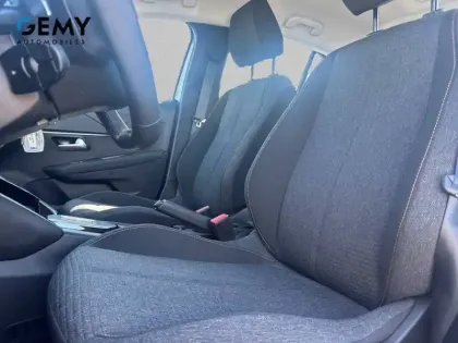 Photo 8 Peugeot 208  Hybrid 110 e-DCS6