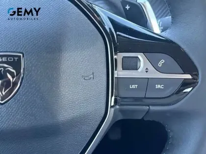 Photo 13 Peugeot 208  Hybrid 110 e-DCS6