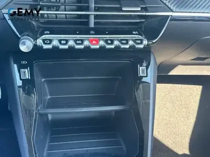 Photo 19 Peugeot 208  Hybrid 110 e-DCS6