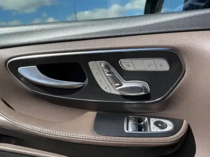 Photo 50 Mercedes CLA sse V Extra-Long 250 d 9G-TRONIC 4x4