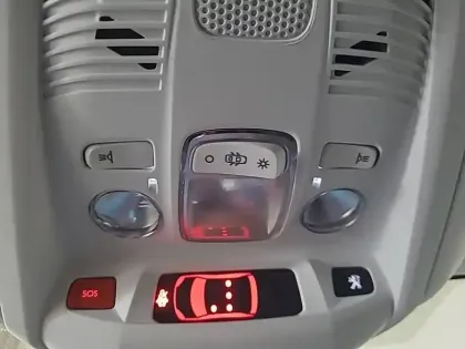 Photo 56 Peugeot 3008  Hybrid 225 e-EAT8