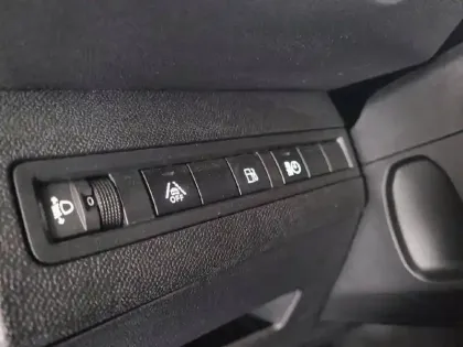 Photo 60 Peugeot 3008  Hybrid 225 e-EAT8