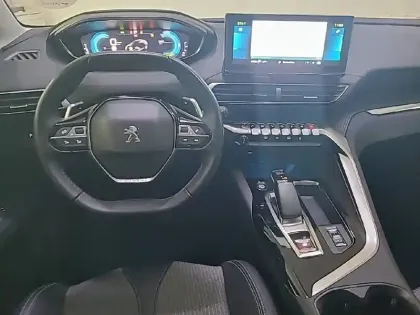 Photo 38 Peugeot 3008  Hybrid 225 e-EAT8