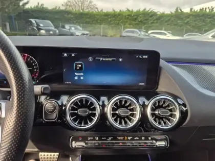 Photo 18 Mercedes GLA  250 e 8G-DCT