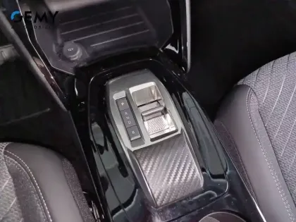 Photo 12 Peugeot 208  Electrique 50 kWh 136ch