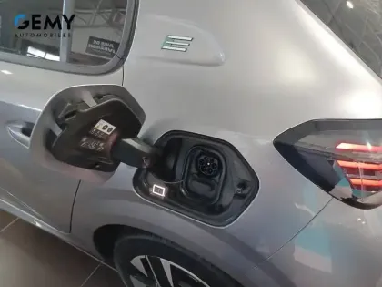 Photo 15 Peugeot 208  Electrique 50 kWh 136ch