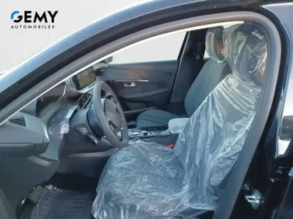 Photo 8 Peugeot 208  Electrique 54 kWh 156ch