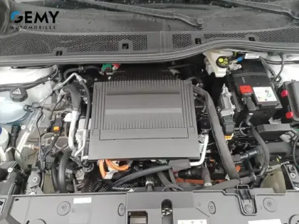 Photo 11 Peugeot 208  Electrique 50 kWh 136ch