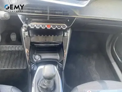 Photo 15 Peugeot 2008  PureTech 100 S&S BVM6