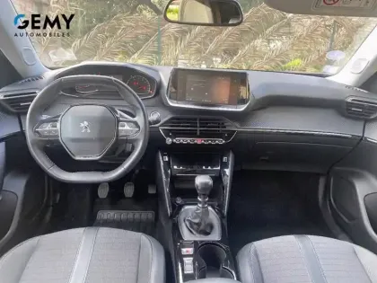 Photo 7 Peugeot 2008  PureTech 100 S&S BVM6