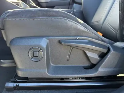 Photo 48 Audi Q3  45 TFSIe 245 ch S tronic 6