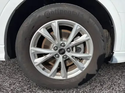 Photo 13 Audi Q3  45 TFSIe 245 ch S tronic 6