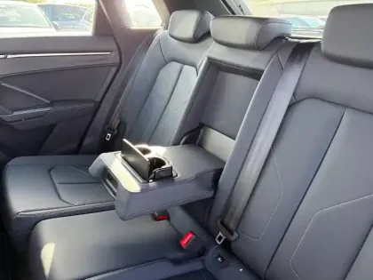 Photo 53 Audi Q3  45 TFSIe 245 ch S tronic 6