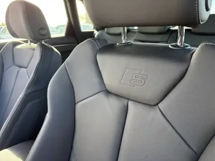 Photo 49 Audi Q3  45 TFSIe 245 ch S tronic 6