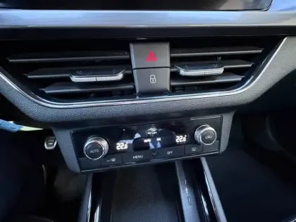 Photo 21 Skoda Kamiq  1.0 TSI Evo 110 ch BVM6