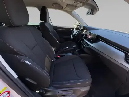 Photo 10 Skoda Kamiq  1.0 TSI Evo 110 ch BVM6