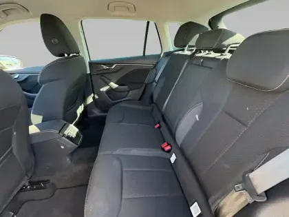 Photo 13 Skoda Kamiq  1.0 TSI Evo 110 ch BVM6